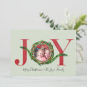 Joy Wreath met Red Berries Kerstmis Kaart (Staand voorkant)