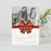 Joyeux Noel Elegant Red Gold Bow Feestdagenkaart (Staand voorkant)