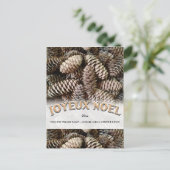 Joyeux Noel Kerstmis Vakantie Pine Cone Custom Feestdagenkaart (Staand voorkant)