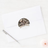 Joyeux Noel Kerstmis Vakantie Pine Cone Ronde Sticker (Envelop)