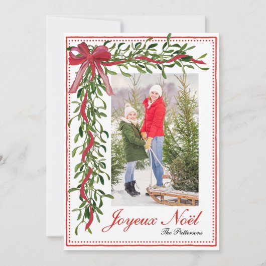 Joyeux Noël Mistletoe Red Bow Familiefoto Feestdagenkaart (Voorkant)