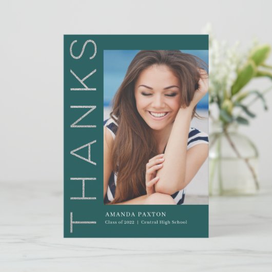 Joyful Afstudeerder Editable Color Afstuderen Hart Bedankkaart (Staand voorkant)