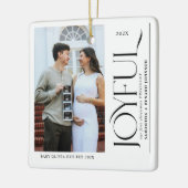 Joyful First Christmas Pregnant Photo Couple Keramisch Ornament (Links)