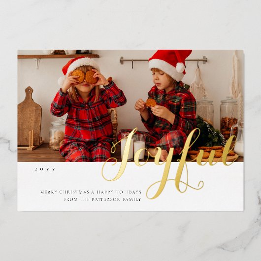 Joyful Kerstfamilie Foto modern script Folie Feestdagenkaart (Voorkant)