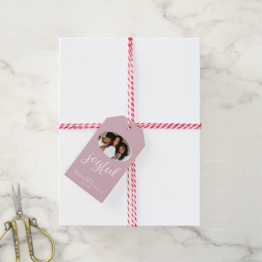 Joyful Modern Blush Pink Kerstfeestdag Foto Cadeaulabel (Met Touw)