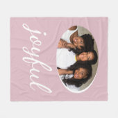 Joyful Pastel Pink Script Kerstfeestdag Foto Fleece Deken (Voorkant (Horizontaal))