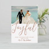 Joyful Wedding Mr & Mrs First Kerstfoto Folie Uitnodiging (Staand Voorkant)