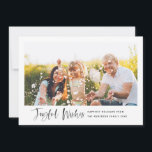 Joyful wenst Moderne Manuscript Minimale Foto Feestdagenkaart<br><div class="desc">Verspreid dit vakantieseizoen met deze stijlvolle en schitterende fotokaart voor feestdagen. Het voorzien van elegant en modern borstelmanuscript dat "vrolijke wensen"met een inkttextuur zegt.</div>