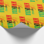 Joyous Kwanzaa Colors Typography Pattern Cadeaupapier (Hoek)