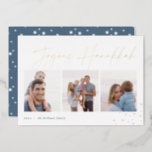 Joyous Sketch | Hanukkah Photo Collage Folie Feestdagenkaart<br><div class="desc">Verstuur Hanukkah begroetingen naar vrienden en familie in chique stijl met onze elegante fotokaarten. De kaart is ontworpen om drie van uw favoriete foto's naast elkaar te plaatsen in een collage formaat, en bevat "joyous Hanukkah" in casual handgeschetst script met gouden folie, dat voorzien is van met de hand getekende...</div>