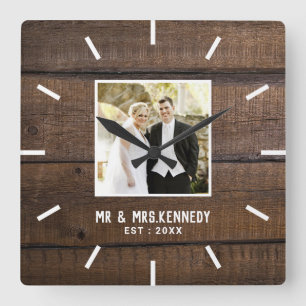 Jubileum Barnwood met persoonlijke weddenschappen Vierkante Klok
