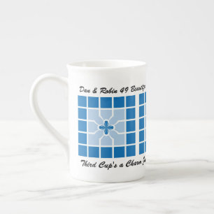 Jubileum Blue Geometric met naam Bone  Porselein Kop