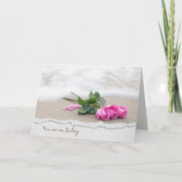Jubileum roze rozen op strand kaart