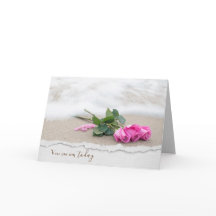 Jubileum roze rozen op strand