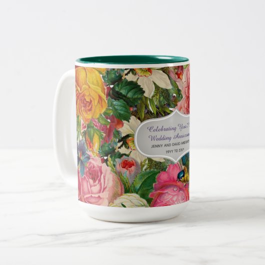 Jubileum ROZEN voor trouwdag - Herdenkingsteken Tweekleurige Koffiemok (Voorkant links)