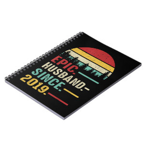 Jubileum van het tweede huwelijk Gift voor zijn ep Notitieboek