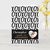 Jubileum XOXO Hugs Kisses Black White Foto Kaart (Gele Bloem)