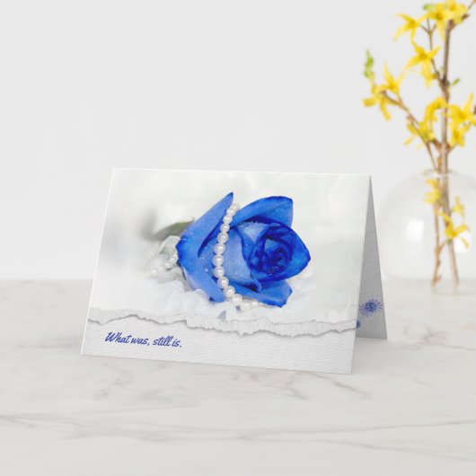 jubileumblauw roos en parels op wit kaart (Gele Bloem)