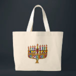 Judaica Happy Hanukkah Dreidel Menorah Grote Tote Bag<br><div class="desc">U bekijkt het Lee Hiller Design Collectie van Home en Kantoor Decor,  Apparel,  Gifts en Collectibles. De Design zijn onder meer Lee Hiller Photography en Mixed Media Digital Art Collectie. Je kunt haar Natuur fotografie uitzichten op http://HikeOurPlanet.com/ en haar wandelende blog volgen in Hot Springs National Park.</div>