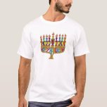 Judaica Happy Hanukkah Dreidel Menorah T-shirt<br><div class="desc">U bekijkt het Lee Hiller Design Collectie van Home en Kantoor Decor,  Apparel,  Gifts en Collectibles. De Design zijn onder meer Lee Hiller Photography en Mixed Media Digital Art Collectie. Je kunt haar Natuur fotografie uitzichten op http://HikeOurPlanet.com/ en haar wandelende blog volgen in Hot Springs National Park.</div>