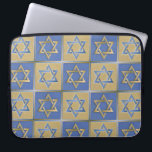 Judaica Star van David Metal Gold Blue LapTop Slve Laptop Sleeve<br><div class="desc">Je bekijkt het Lee Hiller Design Collectie. Apparel,  Gifts & Collectibles Lee Hiller Photography of Digital Art Collectie. Je kunt haar Natuur fotografie uitzichten op http://HikeOurPlanet.com/ en haar wandelende blog volgen in Hot Springs National Park.</div>