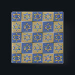 Judaica Star van David Metal Gold Blue Vierkante Button 5,1 Cm<br><div class="desc">Je bekijkt het Lee Hiller Design Collectie. Apparel,  Gifts & Collectibles Lee Hiller Photography of Digital Art Collectie. Je kunt haar Natuur fotografie uitzichten op http://HikeOurPlanet.com/ en haar wandelende blog volgen in Hot Springs National Park.</div>