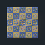 Judaica Star van David Metal Gold Blue Vierkante Button 5,1 Cm<br><div class="desc">Je bekijkt het Lee Hiller Design Collectie. Apparel,  Gifts & Collectibles Lee Hiller Photography of Digital Art Collectie. Je kunt haar Natuur fotografie uitzichten op http://HikeOurPlanet.com/ en haar wandelende blog volgen in Hot Springs National Park.</div>