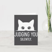 Judging You Silently - Funny Cat  Kaart (Voorkant)