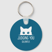 Judging You Silently - Funny Cat  Sleutelhanger (Voorkant)