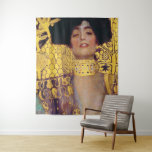 Judith (Lady in Gold), Gustav Klimt Wandkleed<br><div class="desc">Gustav Klimt (14 juli 1862 - 6 februari 1918) was een Oostenrijkse symboliek schilder en een van de meest prominente leden van de Wenen Secessiebeweging. Klimt wordt genoteerd voor zijn schilderijen, moorden, schetsen en andere voorwerpen. Naast zijn figuurwerk, dat onder meer bestaat uit aantijgingen en portretten, schilderde hij landschappen. Onder...</div>