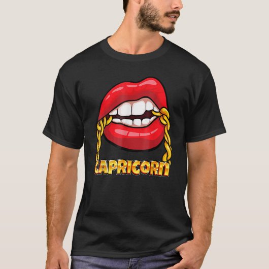 Juicy Lips Gold Chain Capricorn Zodiac Sign T-shirt (Voorkant)