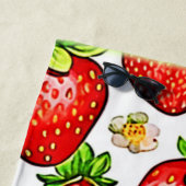 Juicy Red Strawberries Pattern Strandlaken (In situ)