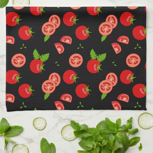 Juicy Red Tomato Pattern op zwart Theedoek (Gevouwen)