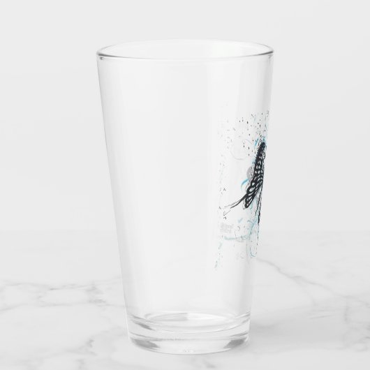 Juist, water, Drink zwarte vlinder van glas (Rechts)