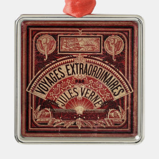 JULES VERNE "VOYAGES EXTRAORDINAIRES" (1878) METALEN ORNAMENT