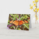Julia Butterfly over wilde bloemen Art Note Kaart (Gele Bloem)