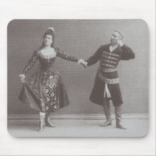 Julia en Felix Kschessinsky in de mazu Muismat