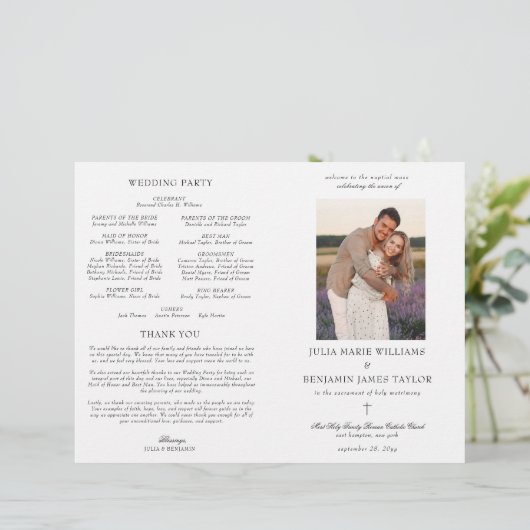 Julia katholieke bruiloft-ceremonie met massaprogr (Staand voorkant)