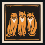 Julie De Graag Drie Katten Trio Art Deco Poster<br><div class="desc">Julie De Graag Three Cats: Whimsical Trio Art Print voor kattenliefhebbers "Julie De Graag Three Cats" Art Print is een prachtig stuk dat de essentie van katachtige charme en speels gezelschap vastlegt. Creëer door de getalenteerde artiest Julie De Graag brengt dit grillige kattentrio een vleugje vreugde en karakter naar elke...</div>