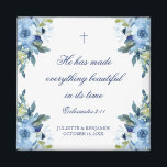 Juliette Dusty Blue Floral Christelijk Wedding Fav Magneet<br><div class="desc">Deze florale, stoffige blauwe, Christelijke bruiloft gunt magneten met mooie waterverf bloemen samen met uw namen, uw trouwdatum en een Bijbelversum (Hij heeft alles in zijn tijd mooi gemaakt - Ecclesiastes 3:11), geschreven in elegant marinblauw, serif typografie met kalligrafietoergie. Geef ze aan je gasten als huwelijksgunsten of als onderdeel van...</div>