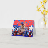 July 4th - Yorkie - Vinnie Kaart (Gele Bloem)