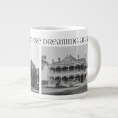 Jumbo Mok (droomt u weer in het oude huis?) (Voorkant rechts)