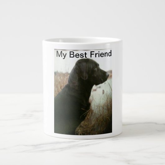 jumbo-mok met een afbeelding van een zwart lab en  grote koffiekop (Voorkant)