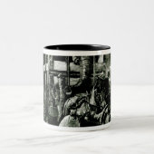 Jumbo's Reis naar de Docks Tweekleurige Koffiemok (Center)