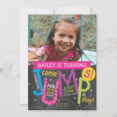Jump Meisje Verjaardagsfeestfoto Roze op schoolbor Kaart (Voorkant)