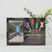 Jump Trampoline Birthday Party Photo nodigt uit Kaart (Staand voorkant)