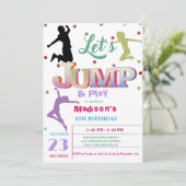 Jump Trampoline Kleurrijke meisje verjaardagsfeest Kaart (Staand voorkant)