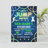 Jump verjaardagsuitnodiging, Jump Invite, Trampoli Kaart (Staand voorkant)