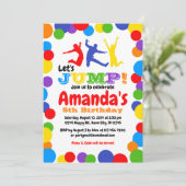 Jump verjaardagsuitnodiging regenboogverjaardag kaart (Staand voorkant)