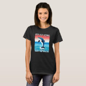 Jumping Dolphin houdt onze oceanen schoon en gezon T-shirt (Voorkant volledig)